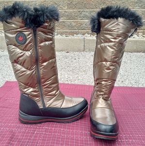 Women's Cougar Canada Bistro Bronze Snow Boots Size 9